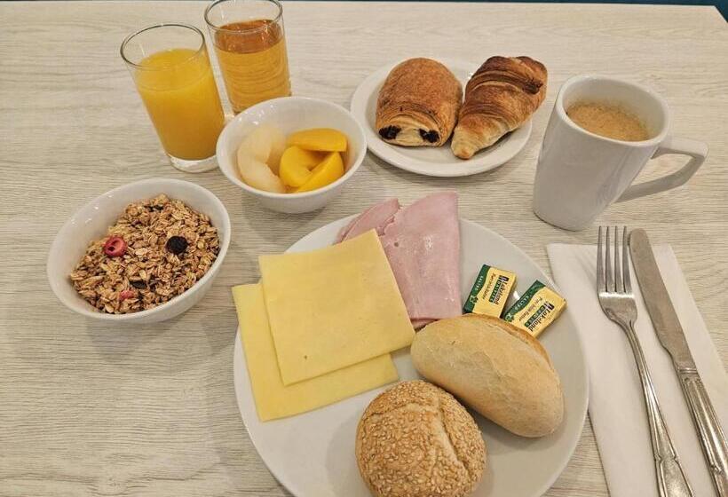 مبيت وإفطار Mentone