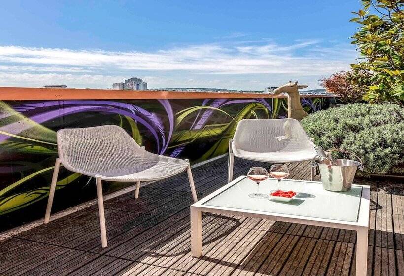 Novotel Suites Paris Issy Les Moulineaux