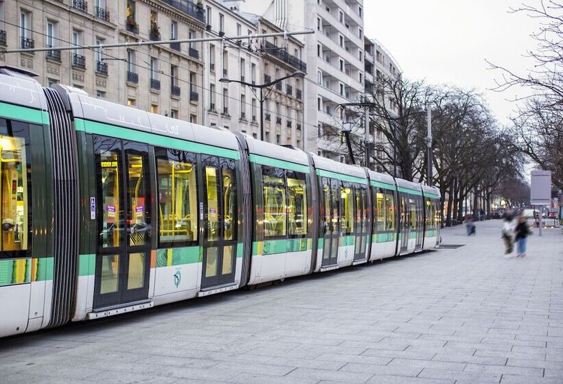 Novotel Suites Paris Issy Les Moulineaux