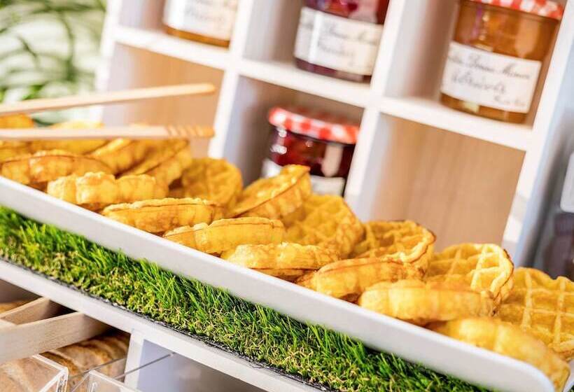 Novotel Suites Paris Issy Les Moulineaux