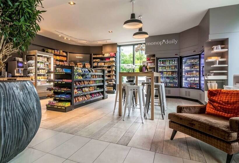 Novotel Suites Paris Issy Les Moulineaux