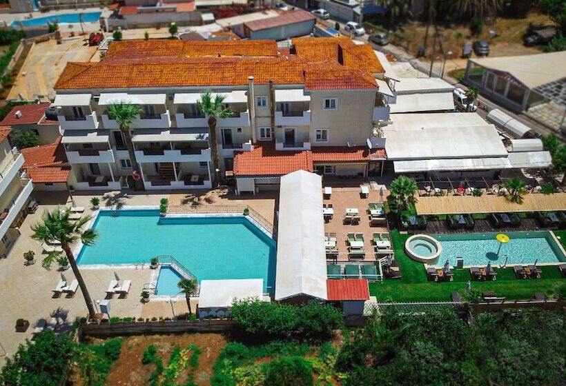 Philoxenia Hotel & Spa