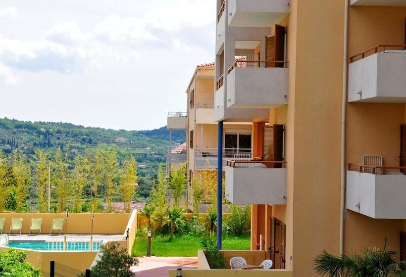 レジデンス Résidence Le Virginia By Popinns