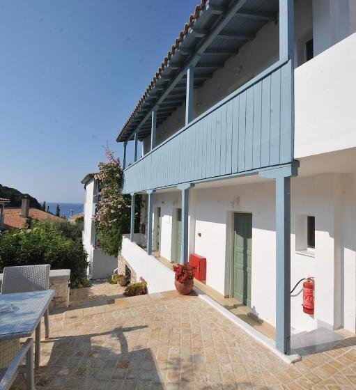 استراحتگاه Agios Nikitas