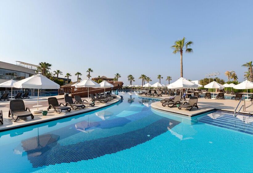 Sherwood Dreams Resort