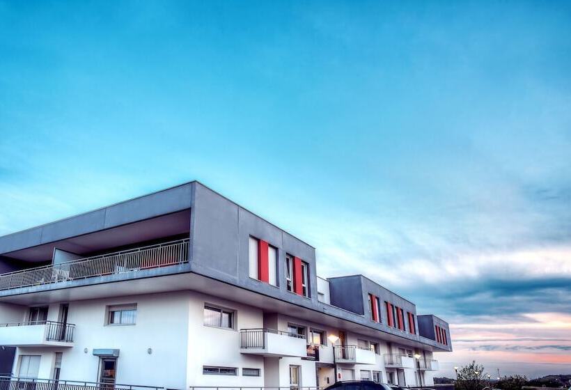 اقامتگاه Comfort Aparthotel Besancon Hauts Du Chazal