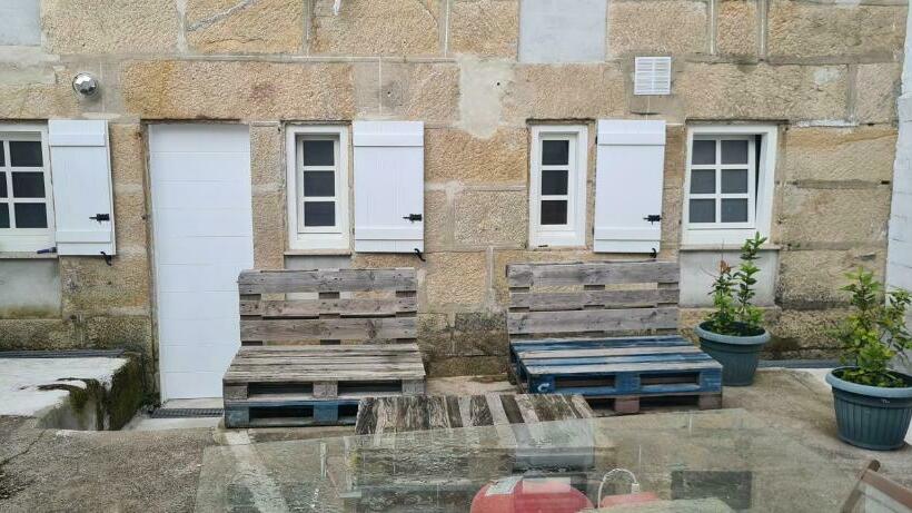 Albergue O Marco Hostel