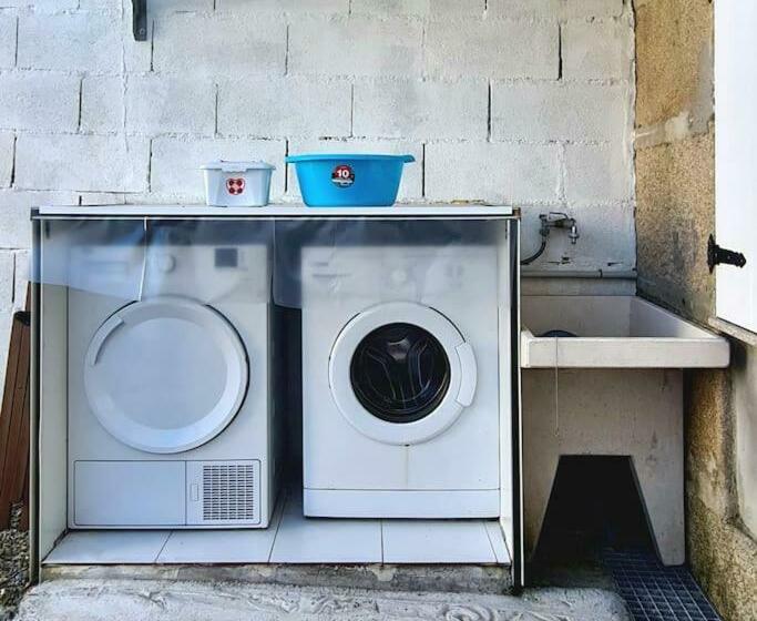 Albergue O Marco Hostel