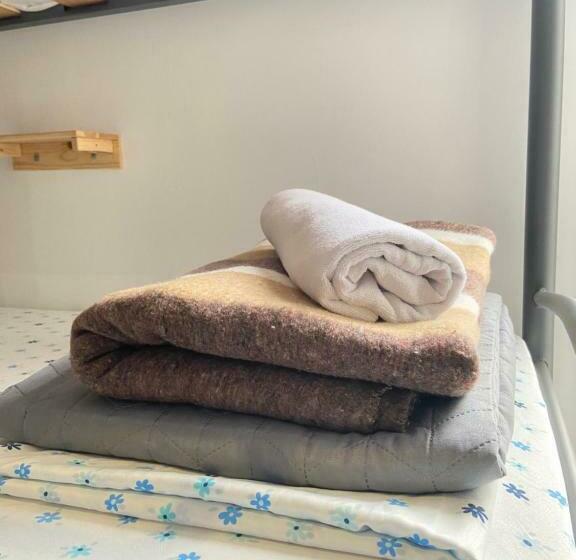 Albergue O Marco Hostel