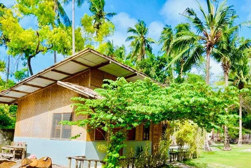 هاستل Sabas Beach And Campsite