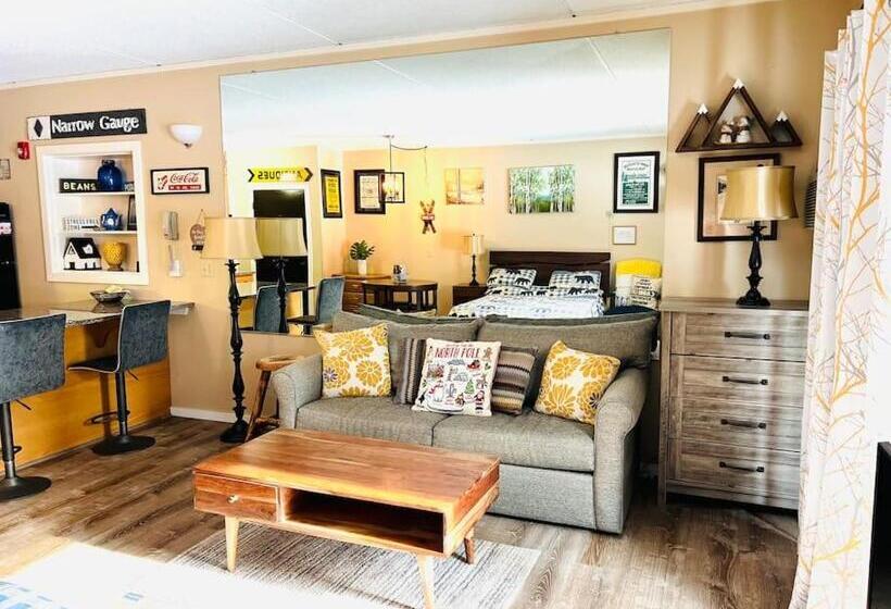 Attitash Mountain Village Studio   Slope View   Ski   Newly Renovated