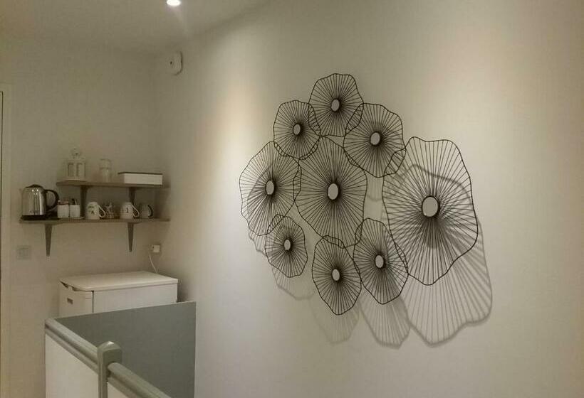 مبيت وإفطار Au Nid Douillet