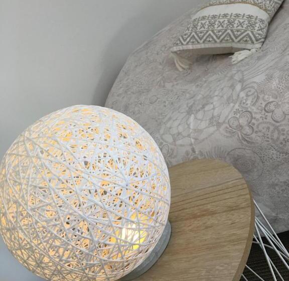 مبيت وإفطار Chambre Kercaves