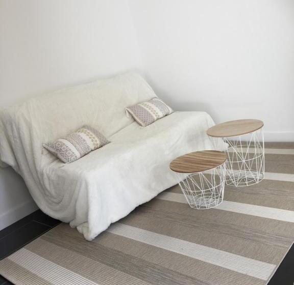 مبيت وإفطار Chambre Kercaves