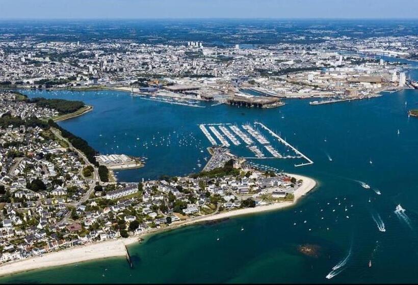 مبيت وإفطار Chambre Kercaves