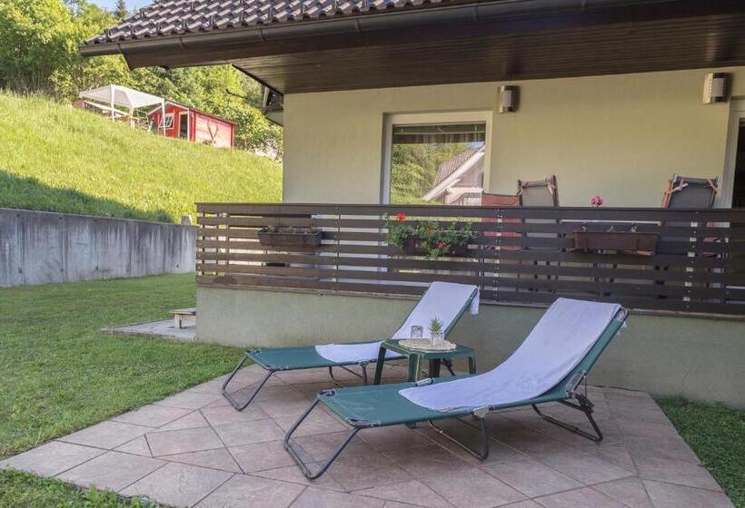 تختخواب و صبحانه Apartments Unite