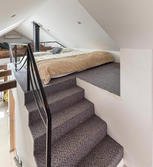 تختخواب و صبحانه Apartments Unite