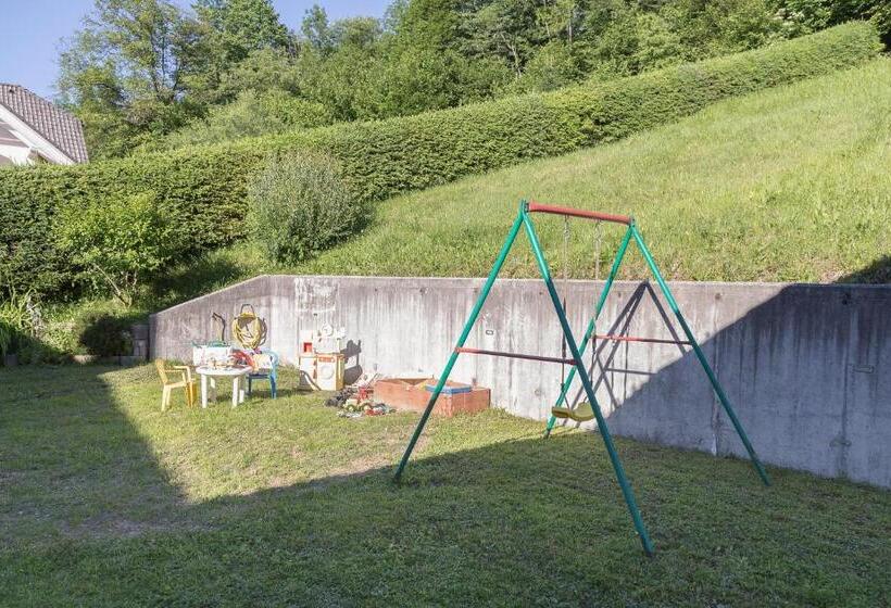 تختخواب و صبحانه Apartments Unite