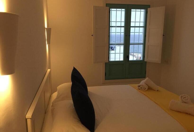 민박 El Chanchullero