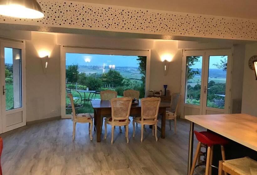 ベッドアンドブレックファースト La Coulee Verte