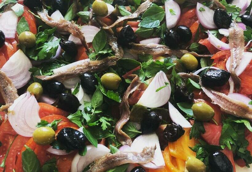 مبيت وإفطار La Maison Blanche Uzès