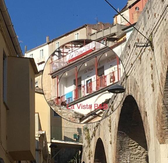 مبيت وإفطار La Vista