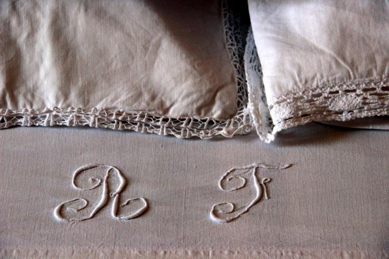 مبيت وإفطار Le Tabellion