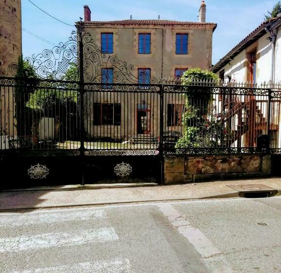 مبيت وإفطار Maison De Maitre I