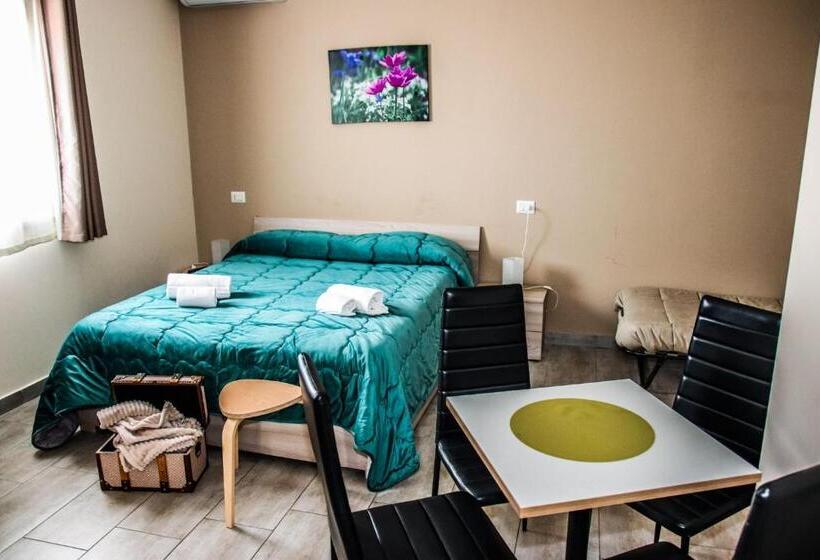 住宿加早餐 Martina Paradise Affitta Camere