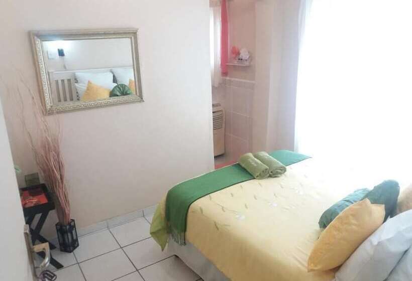 مبيت وإفطار Reemaros Guest House