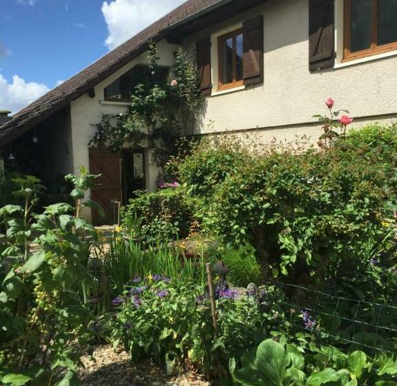 住宿加早餐 Sous La Tour