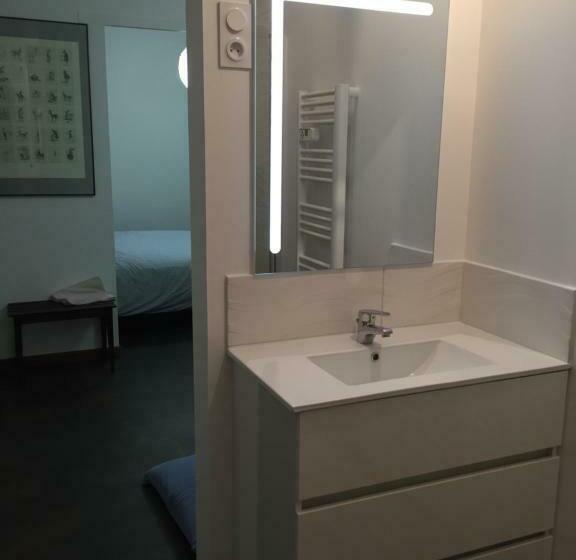 住宿加早餐 Sous La Tour