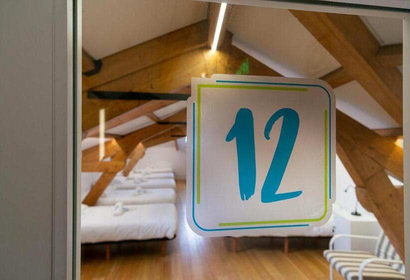 Change The World Hostels   Coimbra   Almedina