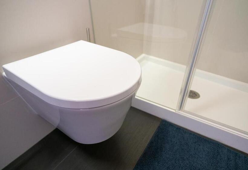 Change The World Hostels   Coimbra   Almedina