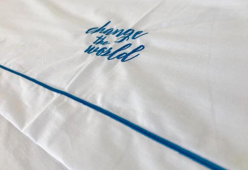 Change The World Hostels   Coimbra   Almedina