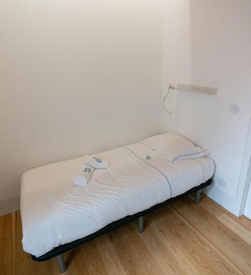 Change The World Hostels   Coimbra   Almedina