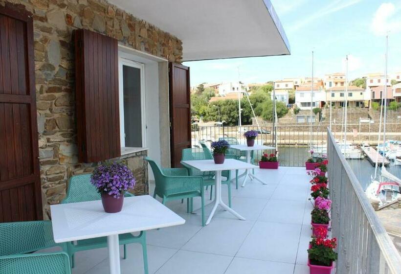 103 Boutique Hotel Stintino