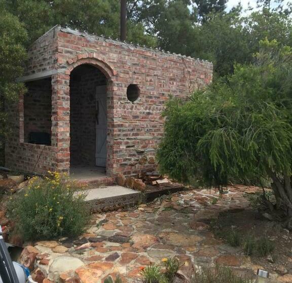 בית מלון כפרי Bare Necessities, Nudist Only Venue Naturist, Clothes Free