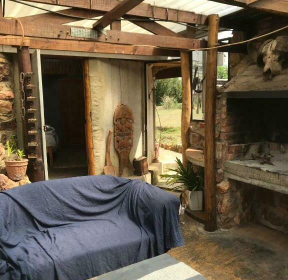 בית מלון כפרי Bare Necessities, Nudist Only Venue Naturist, Clothes Free