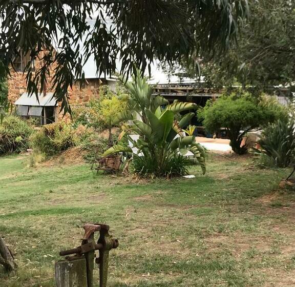 בית מלון כפרי Bare Necessities, Nudist Only Venue Naturist, Clothes Free