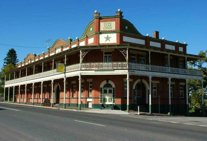 בית מלון כפרי Historic Star Lodge And Station Masters House Narrandera