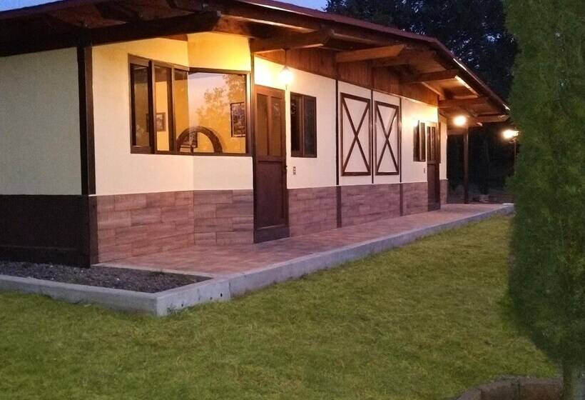 ホテル La Cabaña De Lola