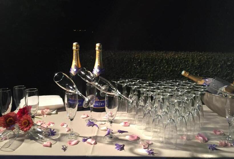 호텔 Solar De Almeidinha