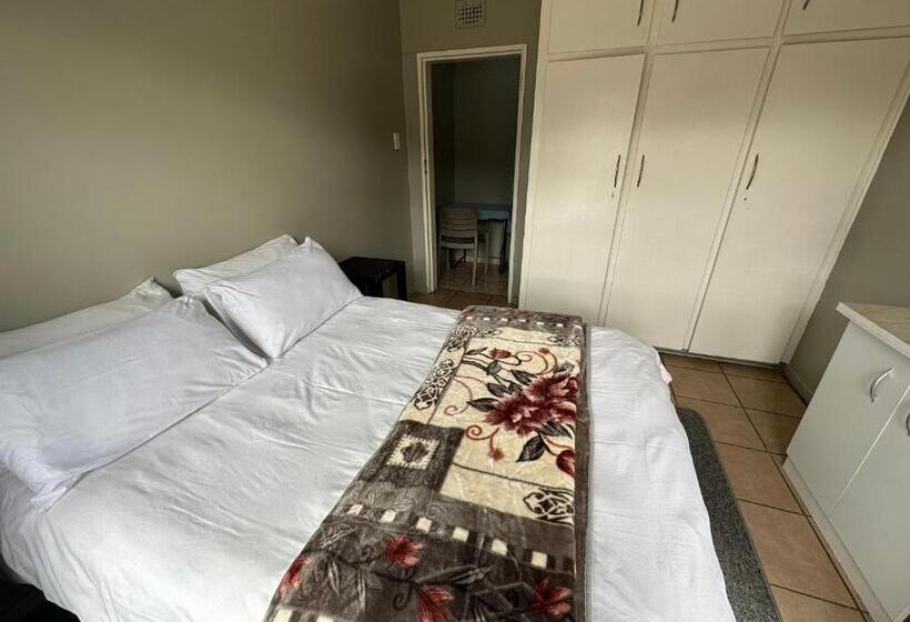 膳宿费 Cornerstone Guest House