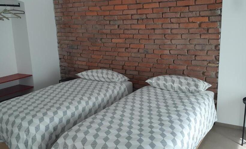 פנסיון Guest House Green Heart