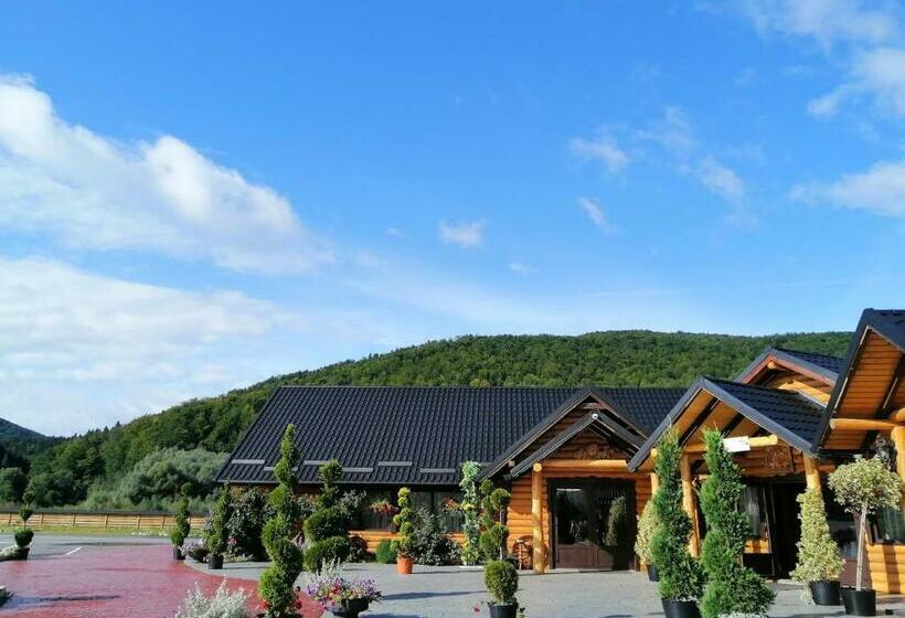 펜션 Hanul Vanatorului