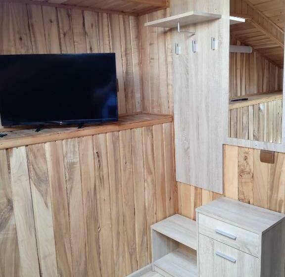 펜션 Hanul Vanatorului