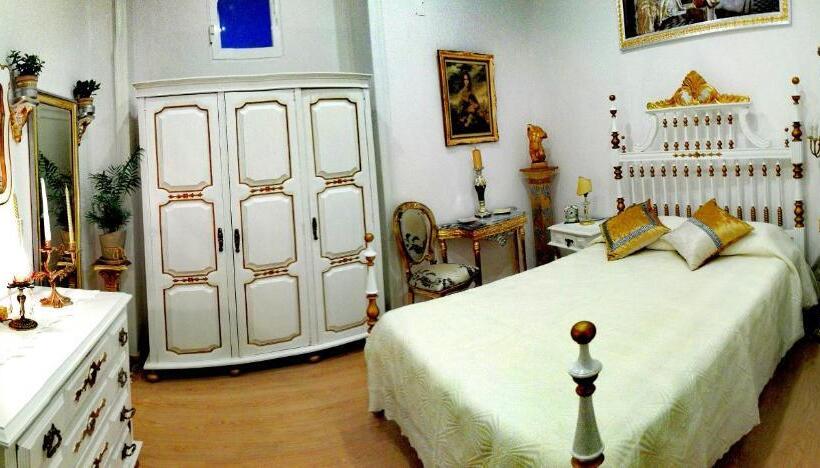 پانسیون Império Romano Guest House