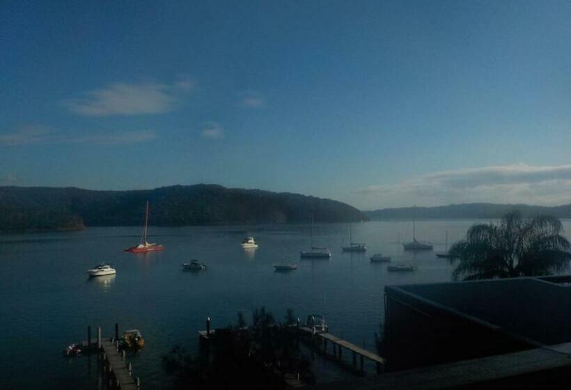 Пансион Island Paradise Private Waterfront Retreat