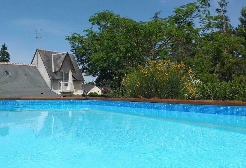 פנסיון Le Jardin De Josseline